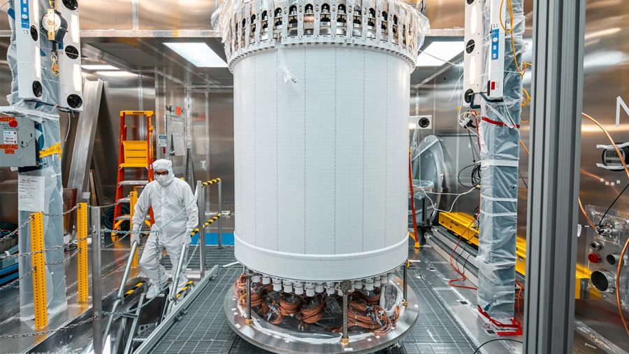 Эксперимент LZ зафиксировал возможный сигнал тёмной материи — но до открытия ещё далеко