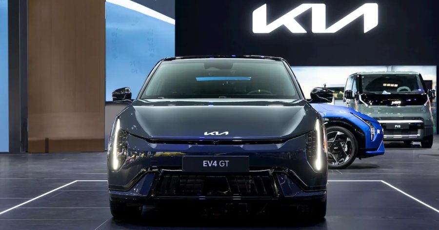 Kia EV4 GT выходит в Канаде: 288 лошадиных сил и запас хода 431 км