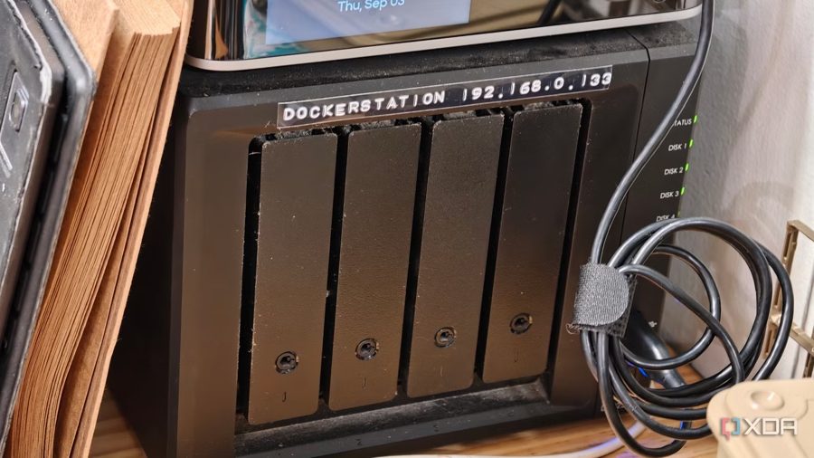 NAS работает 15 лет без выключения — Docker сделал его незаменимым