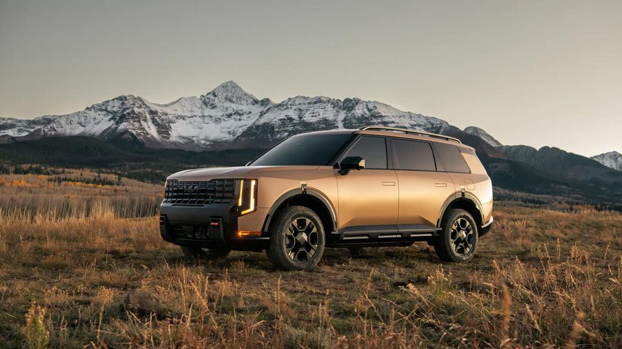 Новый Kia Sportage станет похож на Telluride: камуфляж сняли на шпионских фото
